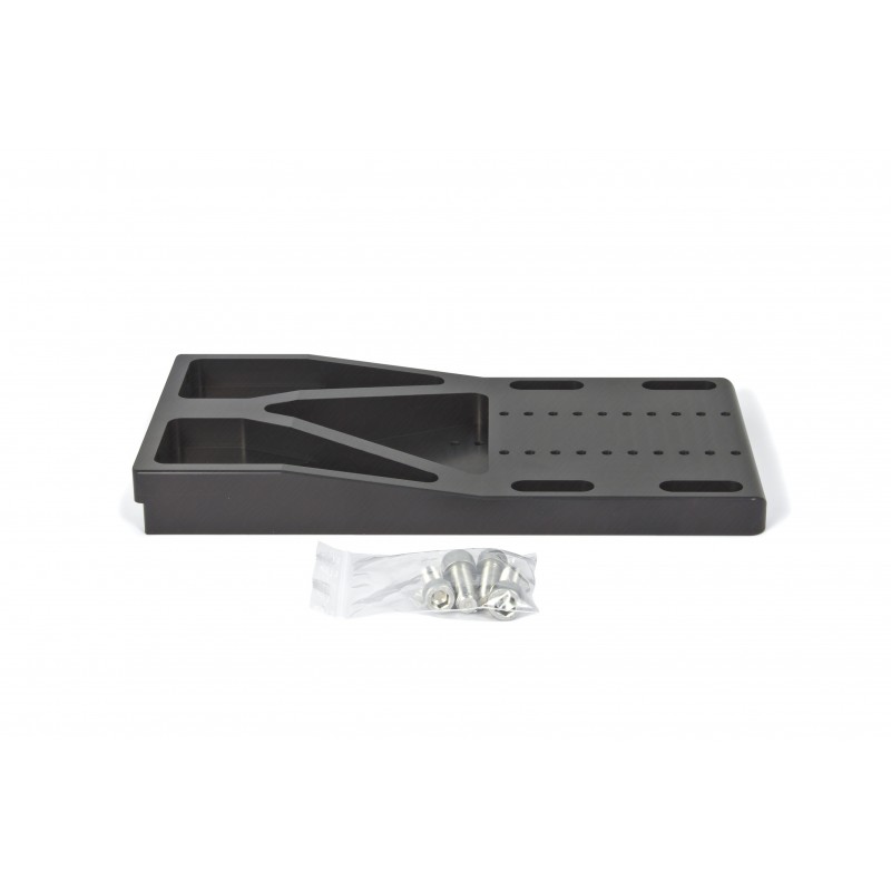 Base platine avec côtés à ailettes pour pince BA-2451555 de 8" Base platine avec côtés à ailettes pour pince BA-2451555 de 8"